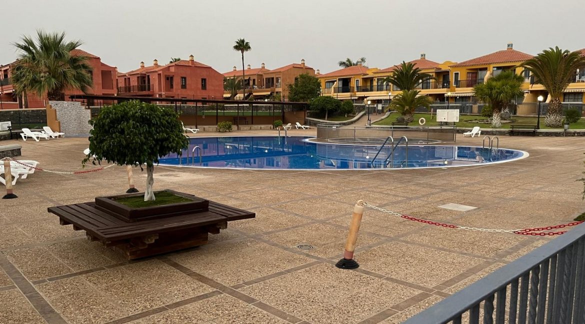 8 - piscina