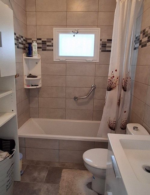 2 Dormitorios Casa Semi Adosado